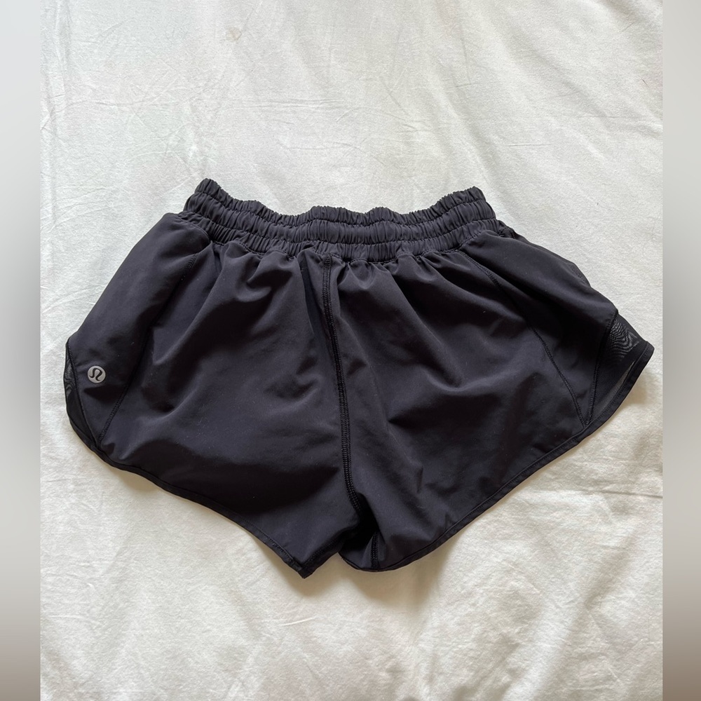 Lululemon black hotty hot shorts